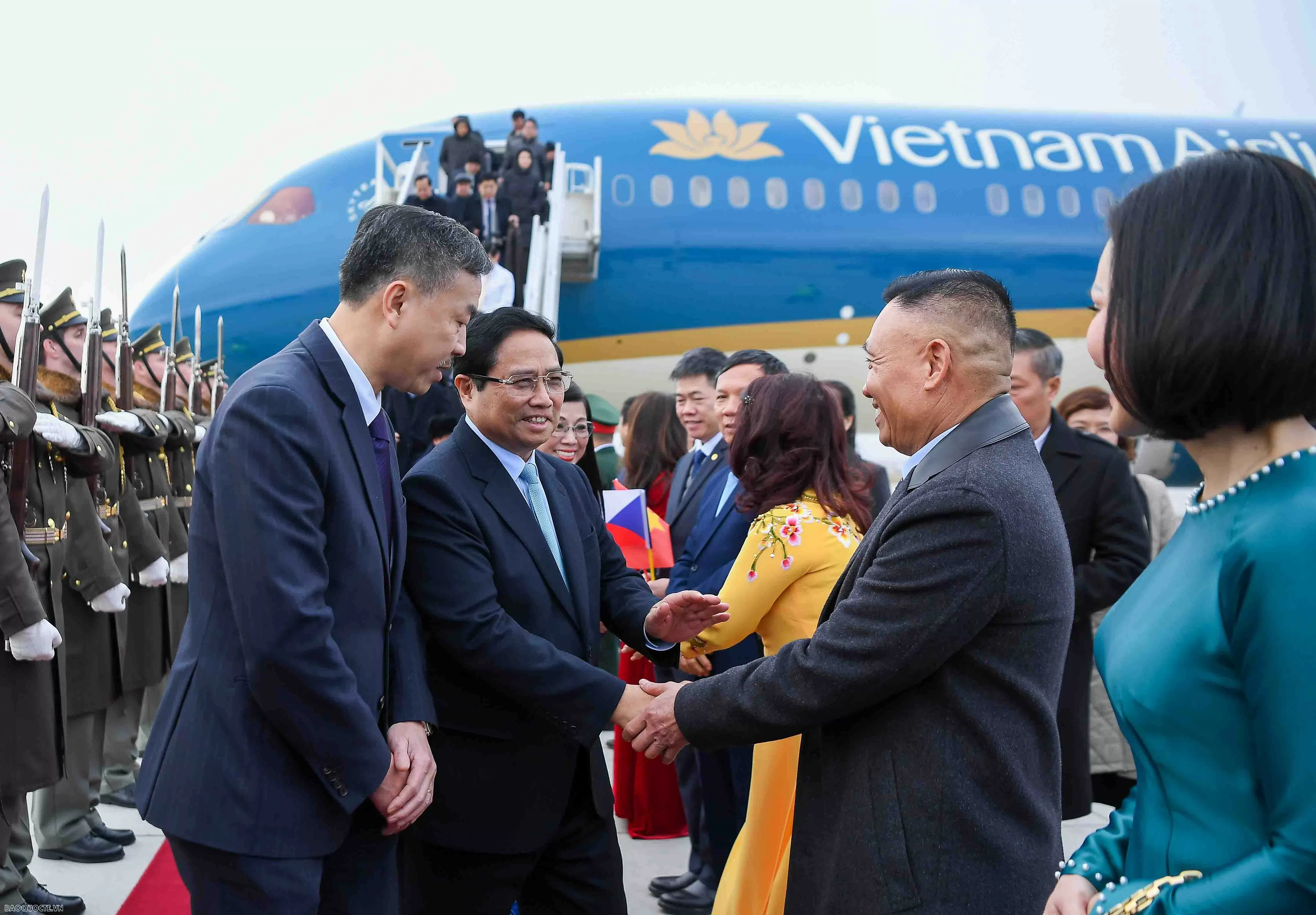 PM Pham Minh Chinh arrives in Prague, beginning official visit to Czech Republic PM Pham Minh Chinh arrives in Prague, beginning official visit to Czech Republic