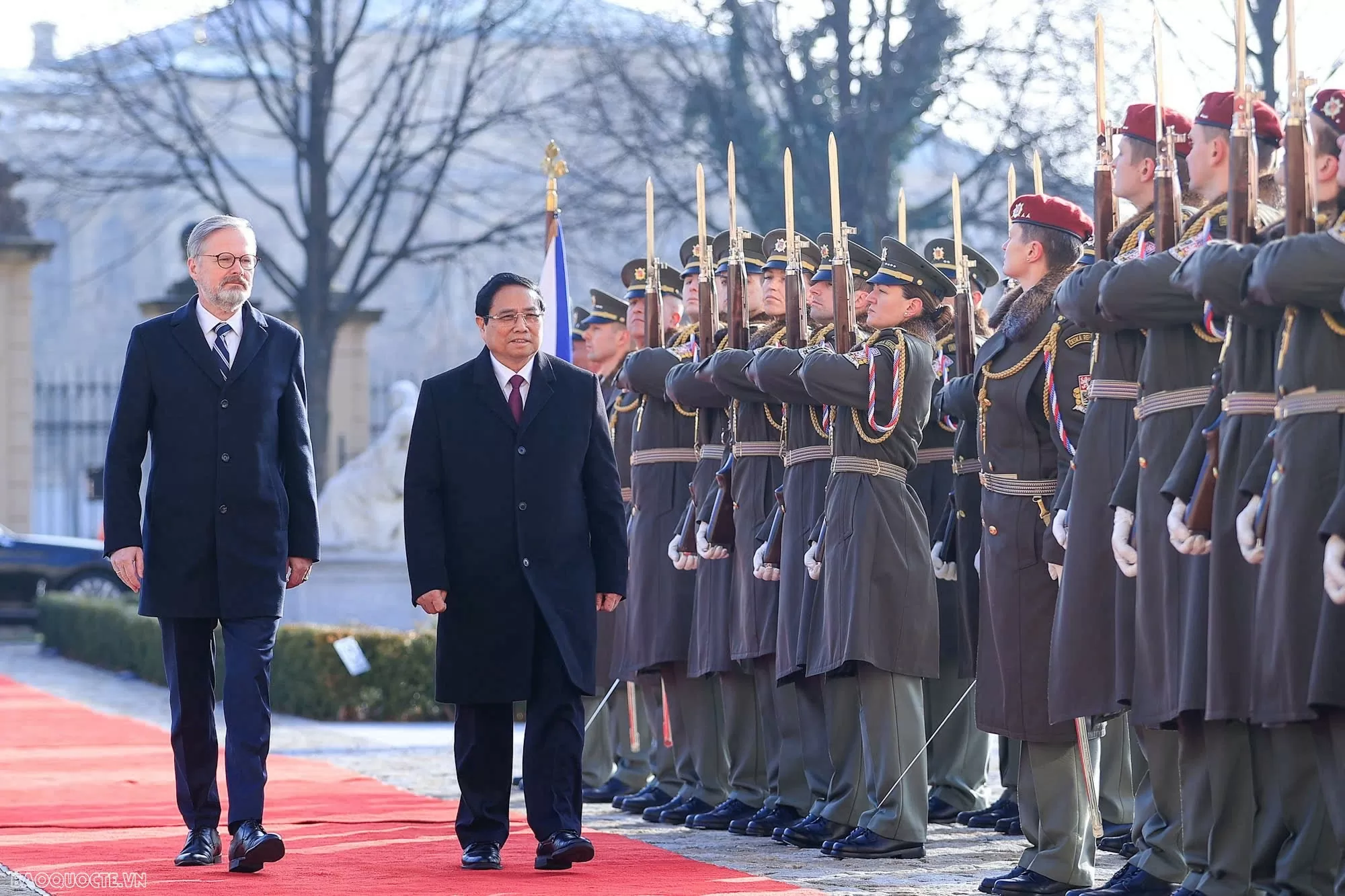 PM Pham Minh Chinh’s visits to Poland, Czech Republic, Switzerland successful: Deputy Foreign Minister