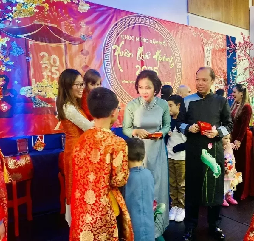OVs in US, Mexico, Algeria, South Africa join Tet Lunar New Year celebrations OVs in US, Mexico, Algeria, South Africa join Tet Lunar New Year celebrations