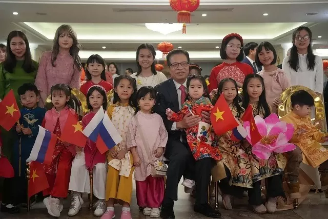Overseas Vietnamese communities worldwide celebrate Tet (Lunar New Year) Overseas Vietnamese communities worldwide celebrate Tet (Lunar New Year)