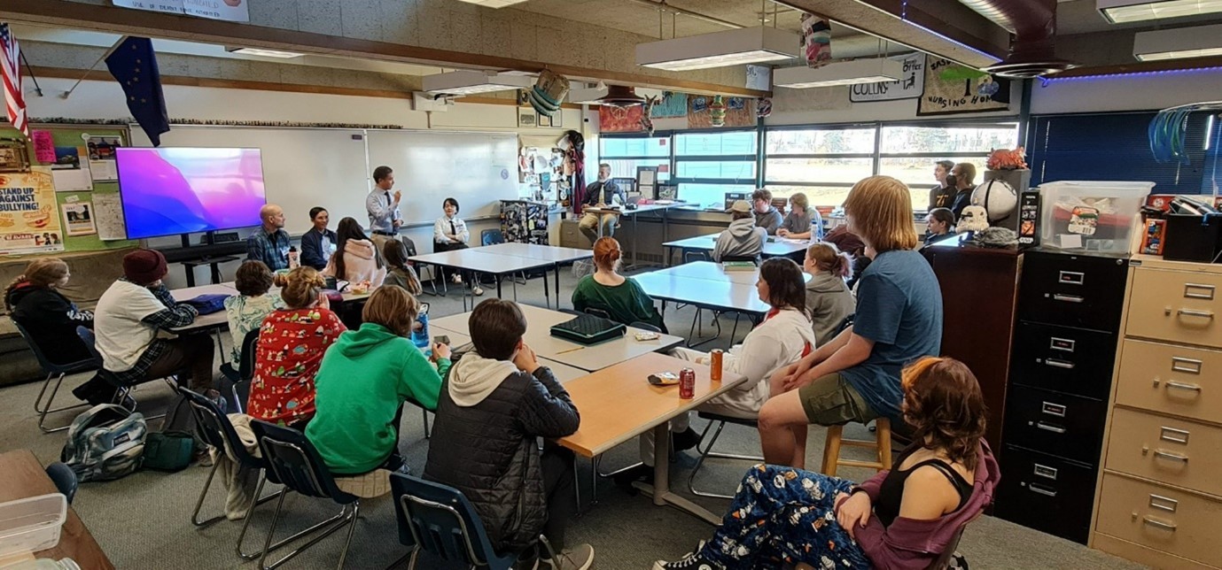 Đại diện NNTT và TSNA giao lưu cùng sinh viên Trường Trung học Stellar – Thành phố Anchorage – Alaska(Hoa Kỳ) ngày 30/10/2023