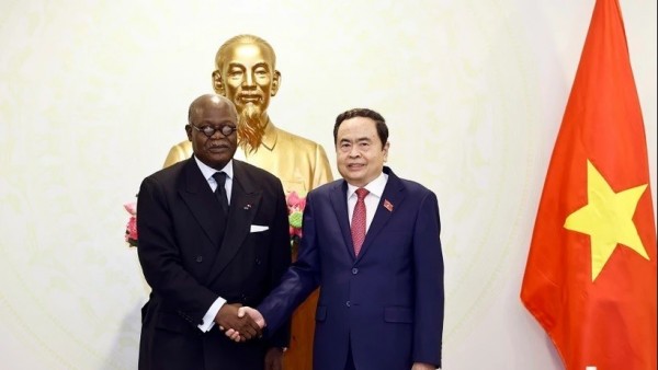 NA Chairman Tran Thanh Man welcomes President of Parliamentary Assembly of Francophonie