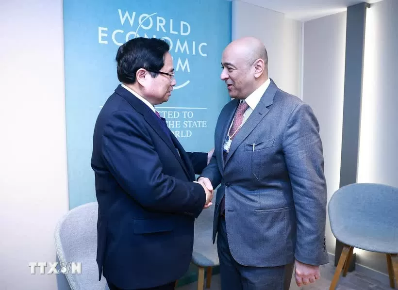 Prime Minister Pham Minh Chinh receives GCC Secretary-General on sidelines of WEF meeting Prime Minister Pham Minh Chinh receives GCC Secretary-General on sidelines of WEF meeting