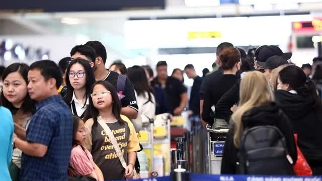 Tet 2025 sees Noi Bai International Airport braced for passenger traffic boom