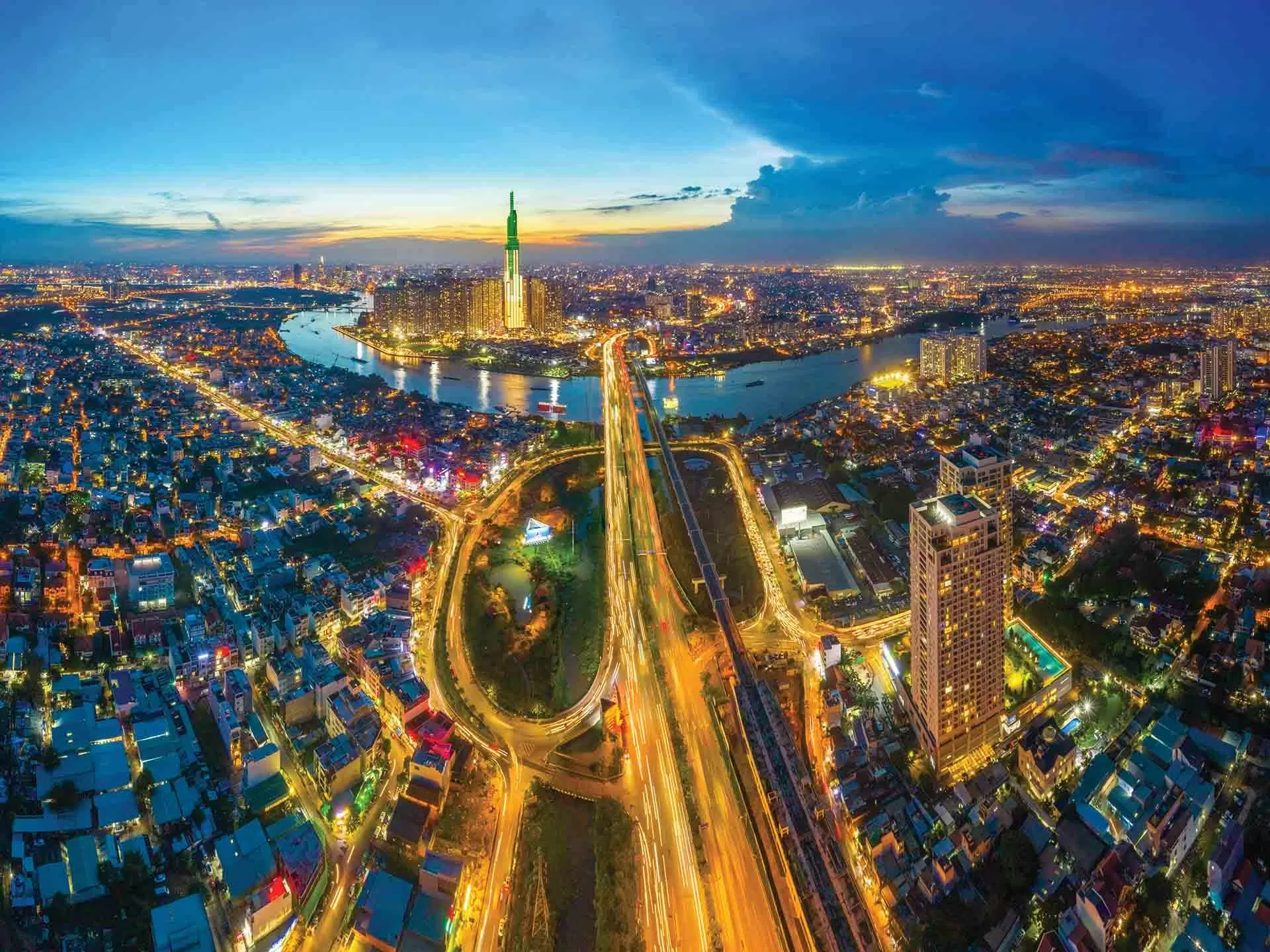 Hiện nay, quy mô nền kinh tế Việt Nam đứng thứ 35 và thuộc nhóm 20 nước có quy mô thương mại hàng đầu thế giới. Hiện nay, quy mô nền kinh tế Việt Nam đứng thứ 35 và thuộc nhóm 20 nước có quy mô thương mại hàng đầu thế giới.