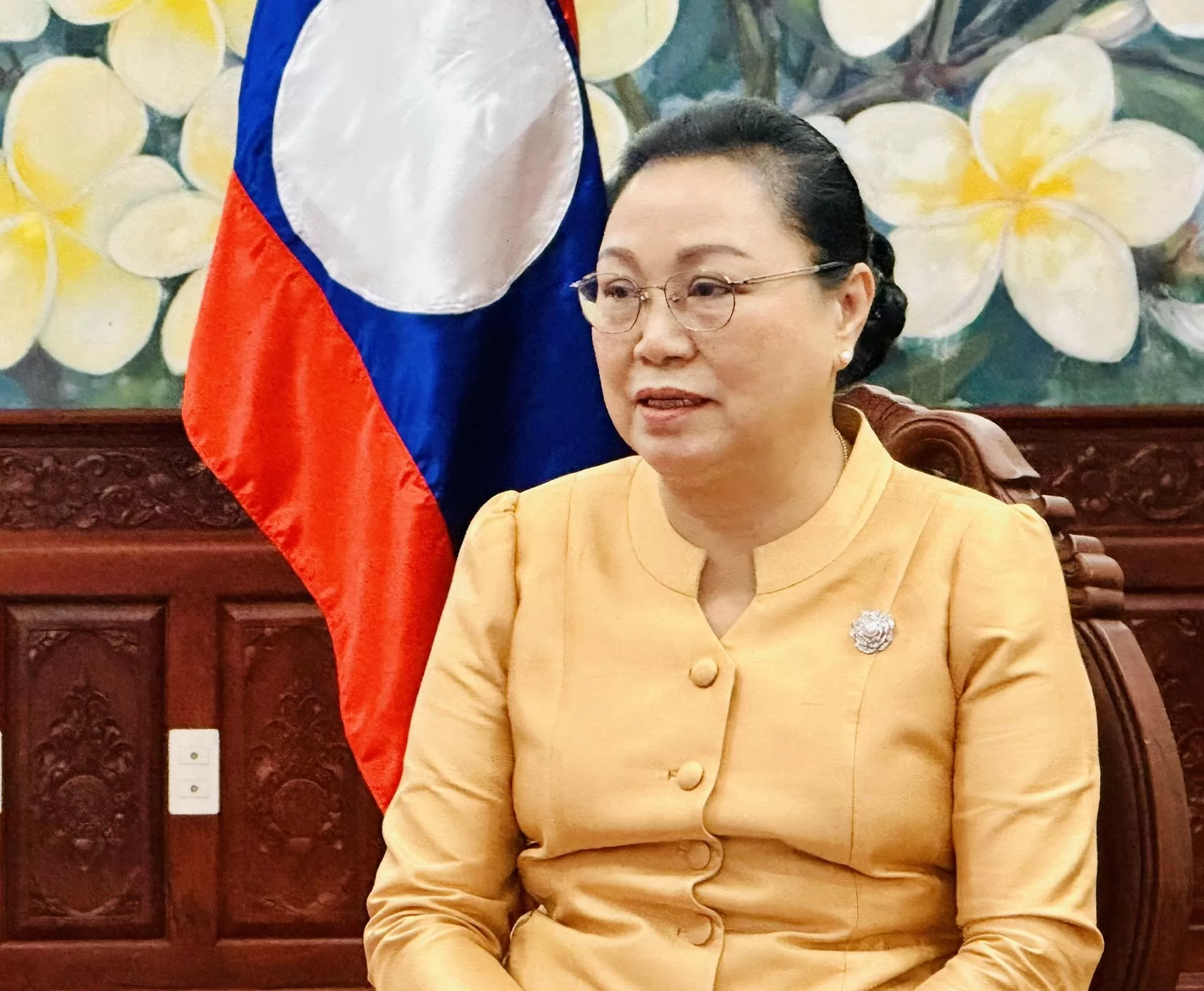 Đại sứ Lào tại Việt Nam Khamphao Ernthavanh.