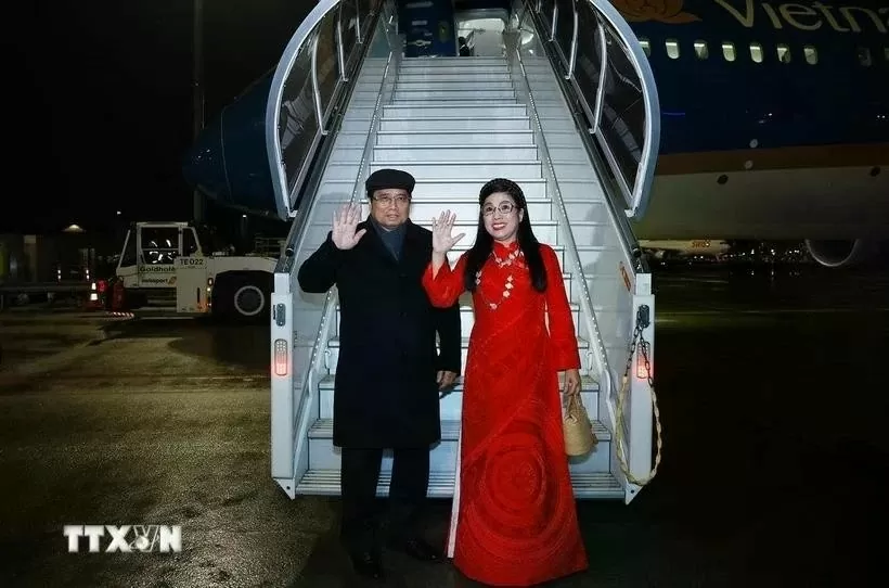 PM Pham Minh Chinh returns to Hanoi, concluding Europe trip PM Pham Minh Chinh returns to Hanoi, concluding Europe trip