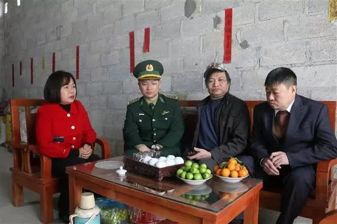 Cao Bang, Soc Trang residents celebrate warm Tet in new homes Cao Bang, Soc Trang residents celebrate warm Tet in new homes