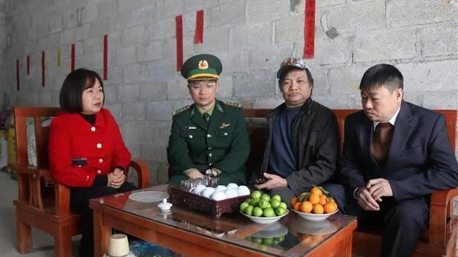 Cao Bang, Soc Trang residents celebrate warm Tet Lunar New Year in new homes