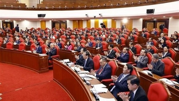 First working day of 13th Party Central Committee’s meeting: Personnel affairs