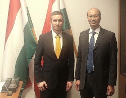 Hungary treasures relations with Vietnam: official