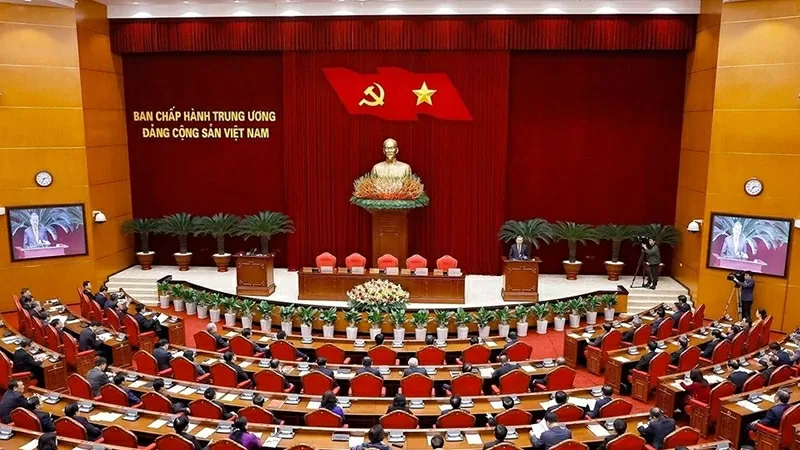 13th Party Central Committee wraps up meeting: Plan to streamline organisational structure of political system. 13th Party Central Committee wraps up meeting: Plan to streamline organisational structure of political system.