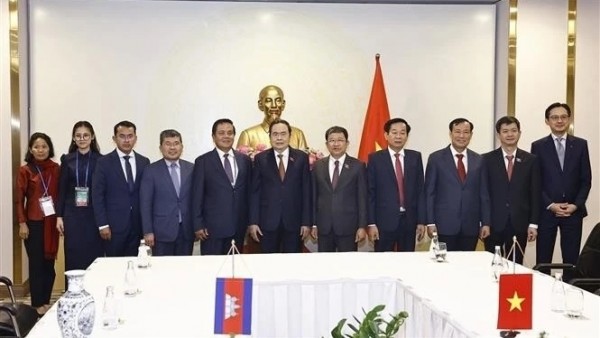 NA Chairman Tran Thanh Man hosts First Vice President of Cambodian Senate Ouch Borith in Can Tho