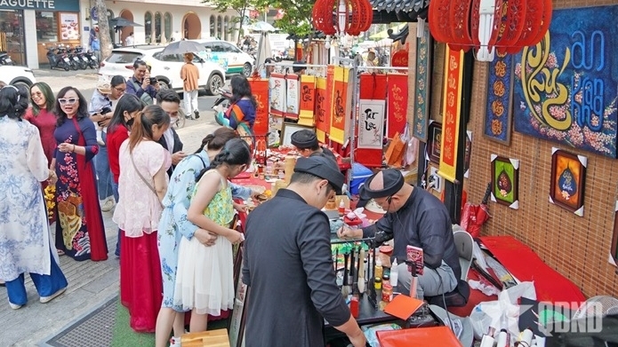Ho Chi Minh City hosts diverse recreational activities for Lunar New Year 2025