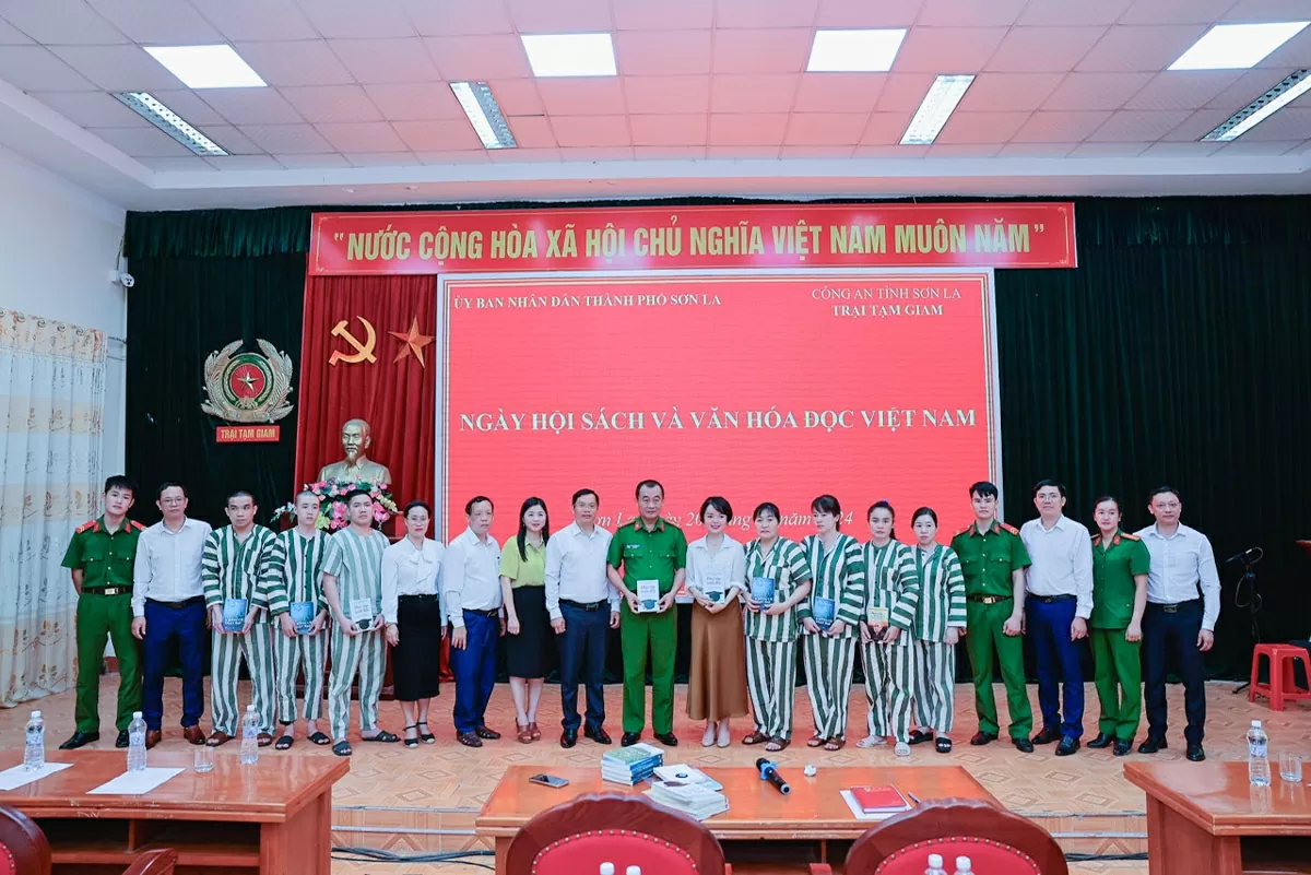 Hàng loạt hoạt động ý nghĩa nhân Ngày sách và văn hoá đọc Việt Nam, Tuần lễ hưởng ứng Học tập suốt đời… được tổ chức tại thành phố Sơn La.