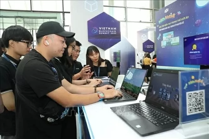 Overseas Vietnamese intellectuals offer solutions for national sci-tech development