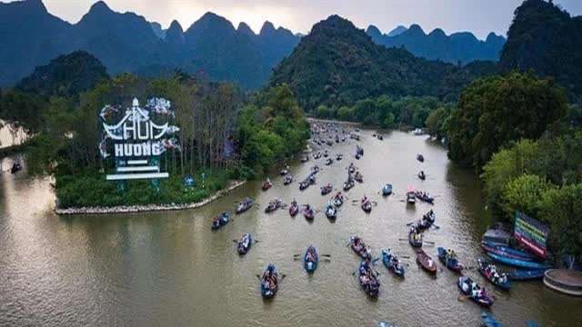 Enhanced experience awaits travellers at Huong Pagoda Festival 2025 in Hanoi