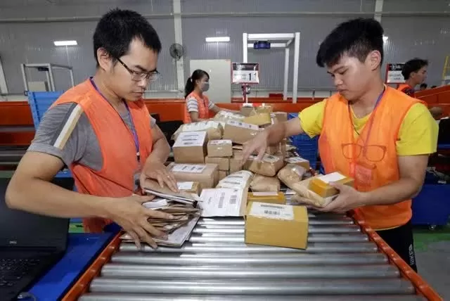 E-commerce, a game changer for textile manufacturers E-commerce, a game changer for textile manufacturers