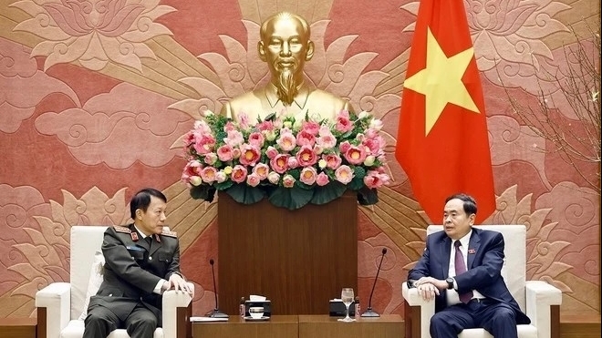 NA Chairman Tran Thanh Man receives Minister of Public Security