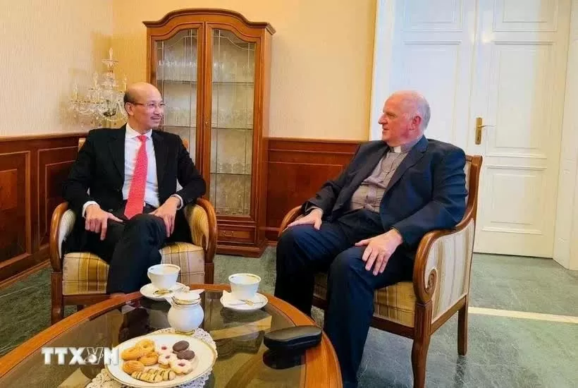Vietnam ready to coordinate with diplomatic corps in Hungary Vietnam ready to coordinate with diplomatic corps in Hungary