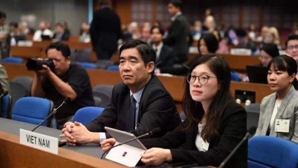 Vietnam actively contributes to review conference of Global Compact for migration: Official