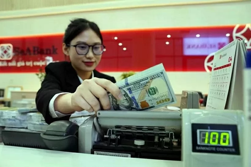 Reference exchange rate for the US dollar at 25,832 VND/USD on February 18, up 25 VND