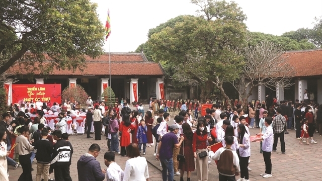 Sacred sites and spring festivals