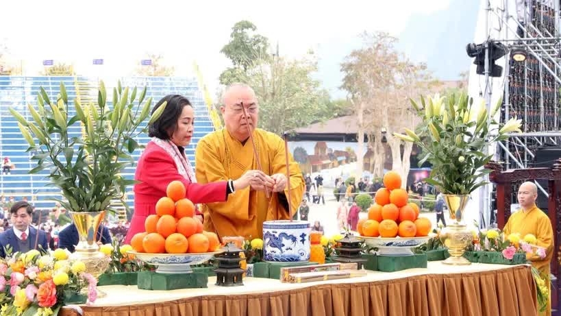 NA Vice Chairwoman joins Tam Chuc Pagoda Festival’s opening ceremony