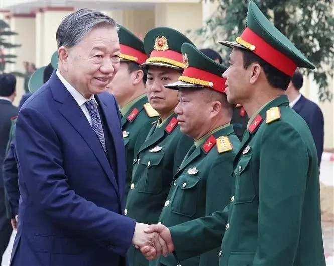 General Secretary To Lam urges Missile Brigade 490 to strengthen combat readiness