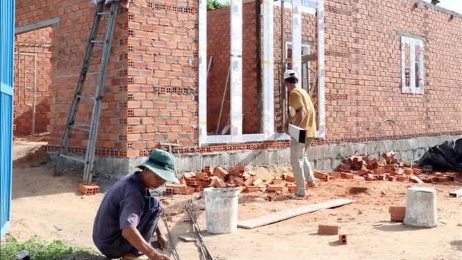 Ninh Thuan province to do away with dilapidated houses by June