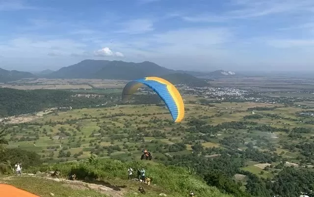First HCM City paragliding tournament to take place this weekend First HCM City paragliding tournament to take place this weekend