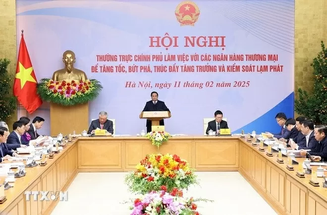 PM Pham Minh Chinh chairs meeting with leaders of commercial banks to promote sector’s role in driving economic growth PM Pham Minh Chinh chairs meeting with leaders of commercial banks to promote sector’s role in driving economic growth