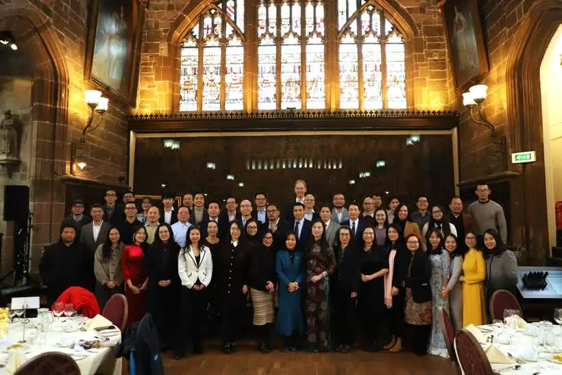 Vietnamese intellectuals in UK, Ireland make substantive contributions to homeland Vietnamese intellectuals in UK, Ireland make substantive contributions to homeland