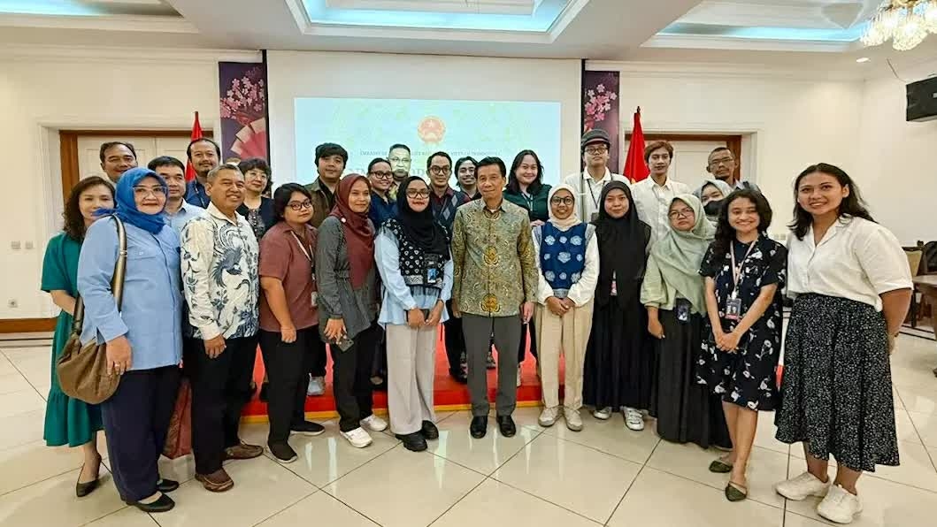 Vietnam Embassy in Indonesia meets with the press in early 2025