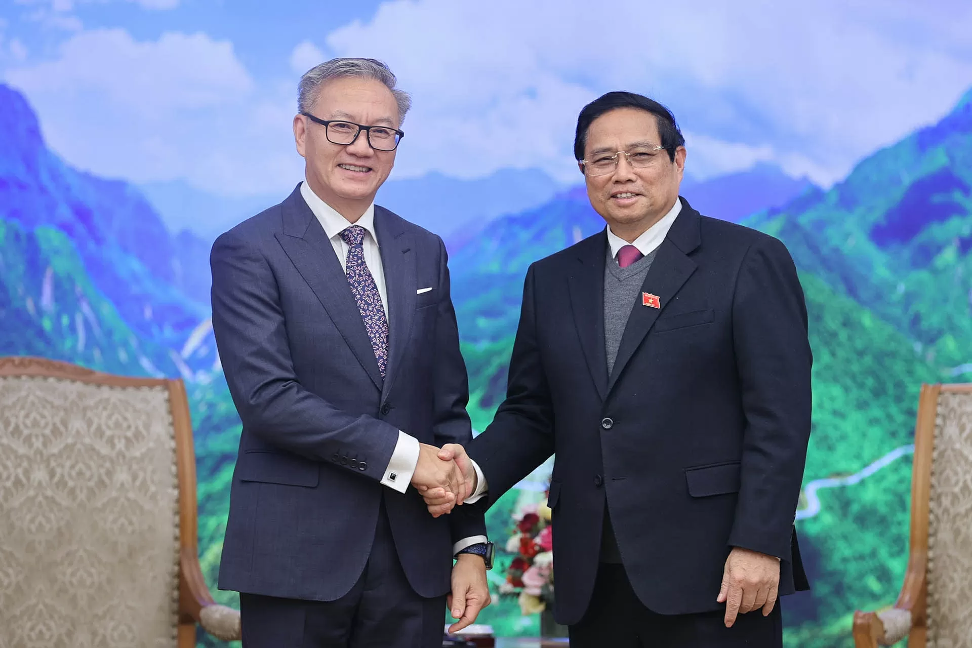 PM Pham Minh Chinh welcomes Lao Minister of Foreign Affairs Thongsavanh Phomvihane PM Pham Minh Chinh welcomes Lao Minister of Foreign Affairs Thongsavanh Phomvihane