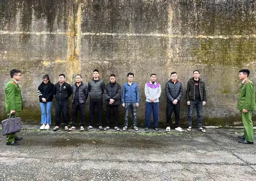 Police bust international fraud ring, arresting 56 suspects Police bust international fraud ring, arresting 56 suspects
