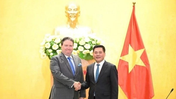 Vietnam, US forge stronger trade, investment partnership: Minister