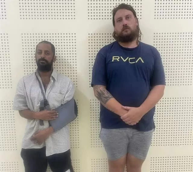 Police arrest two foreigners in drug case after alert from drivers Police arrest two foreigners in drug case after alert from drivers