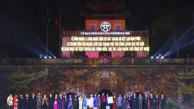 Ceremony to recognise Bat Trang Ceramics, Van Phuc Silk Weaving as members of Global Network of Creative Craft Cities