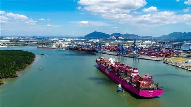Tan Cang-Cai Mep International Terminal welcomes first vessel from Premier Alliance