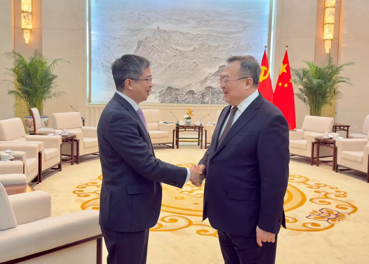 China considers Vietnam as a priority in its neighborhood diplomacy: Chinese Party Official China considers Vietnam as a priority in its neighborhood diplomacy: Chinese Party Official