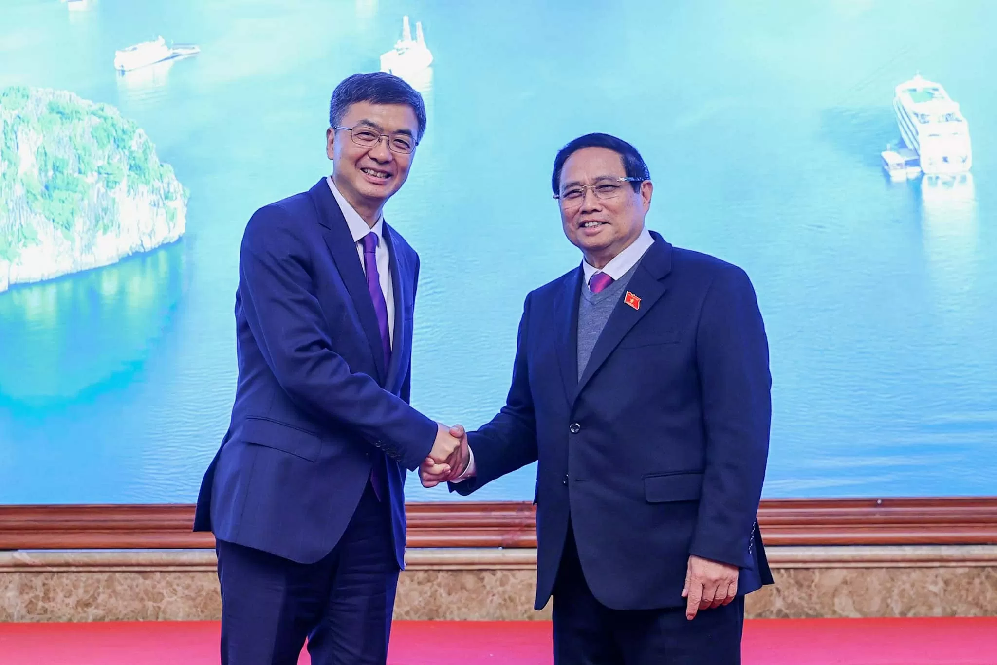 PM Pham Minh Chinh receives Party Secretary of China's Guangxi Chen Gang PM Pham Minh Chinh receives Party Secretary of China's Guangxi Chen Gang