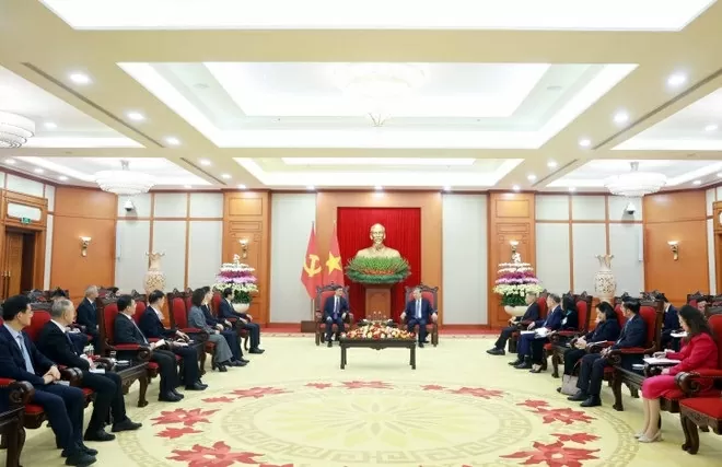 General Secretary To Lam welcomes Party Secretary of China's Guangxi Chen Gang General Secretary To Lam welcomes Party Secretary of China's Guangxi Chen Gang