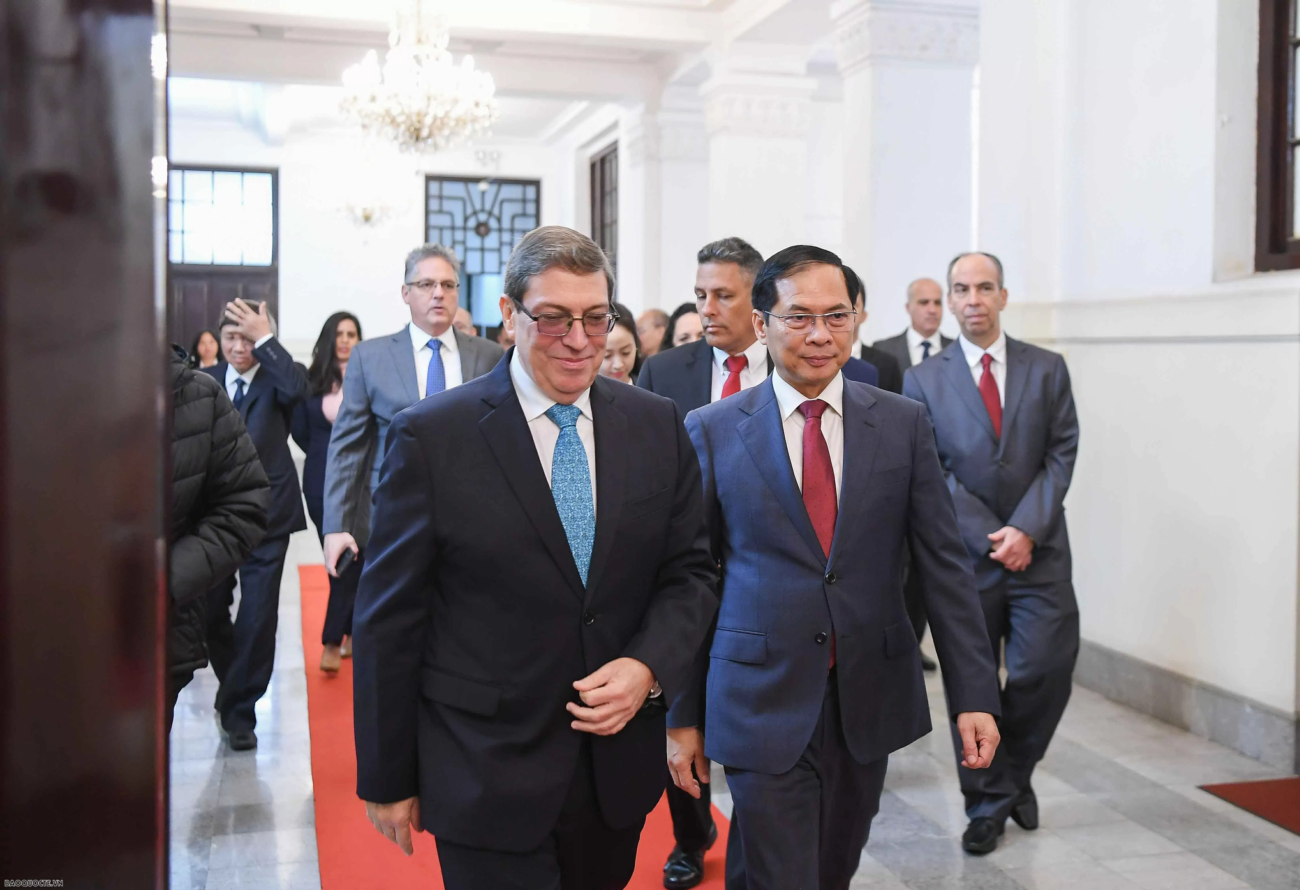 Phó Thủ tướng, Bộ trưởng Ngoại giao Bùi Thanh Sơn đón, hội đàm với Bộ trưởng Ngoại giao Cuba