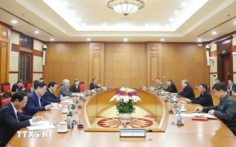 Issuance of Politburo, Secretariat’s conclusion on tasks for political system streamlining in 2025