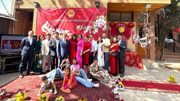 Traditional Lunar New Year 2025 wamly celebrated in Chile: Vietnamese Embassy