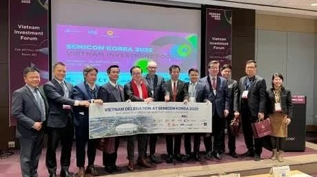 Vietnam attends RoK forum to attract investment in semiconductors