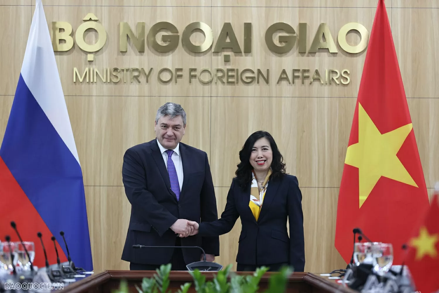 Vietnam and Russia hold Deputy Foreign Ministerial Political Consultation Vietnam and Russia hold Deputy Foreign Ministerial Political Consultation