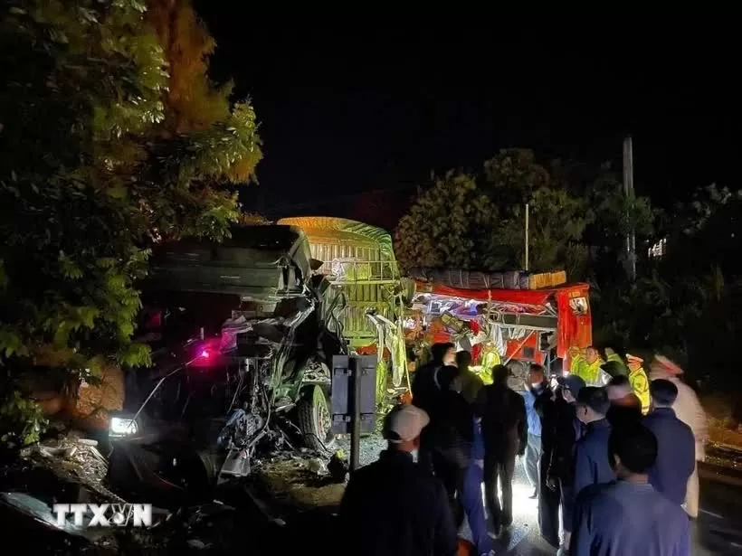 Prime Minister Pham Minh Chinh on February 22 issued an urgent dispatch directing response to a severe traffic accident that occurred at Km 235+100 on National Highway 6 in the northern mountainous province of Son La.