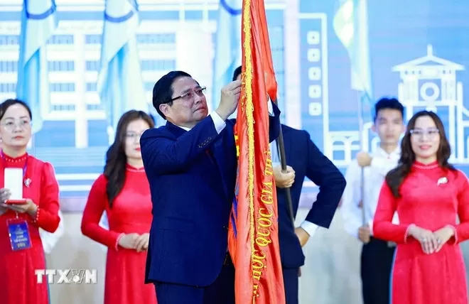 Thủ tướng Phạm Minh Chính trao Huân chương Lao động hạng Nhất của Chủ tịch nước tặng Đại học Quốc gia Thành phố Hồ Chí Minh. Thủ tướng Phạm Minh Chính trao Huân chương Lao động hạng Nhất của Chủ tịch nước tặng Đại học Quốc gia Thành phố Hồ Chí Minh.